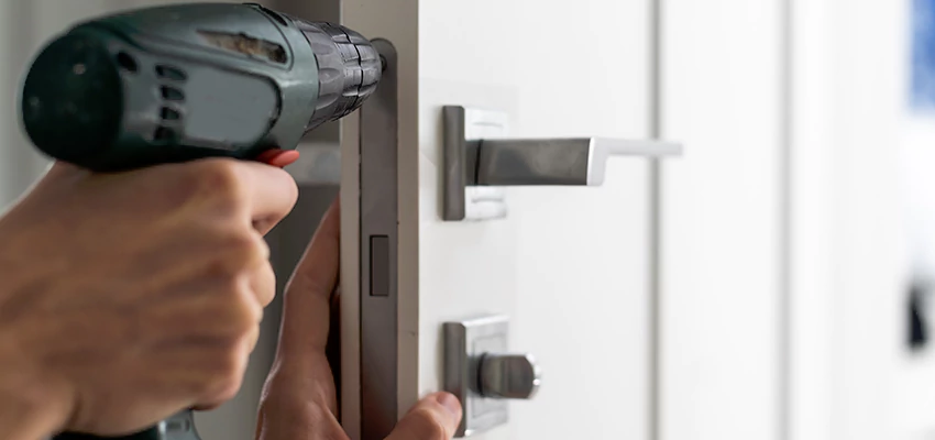 Locksmith For Lock Replacement Near Me in Maplewood, NJ