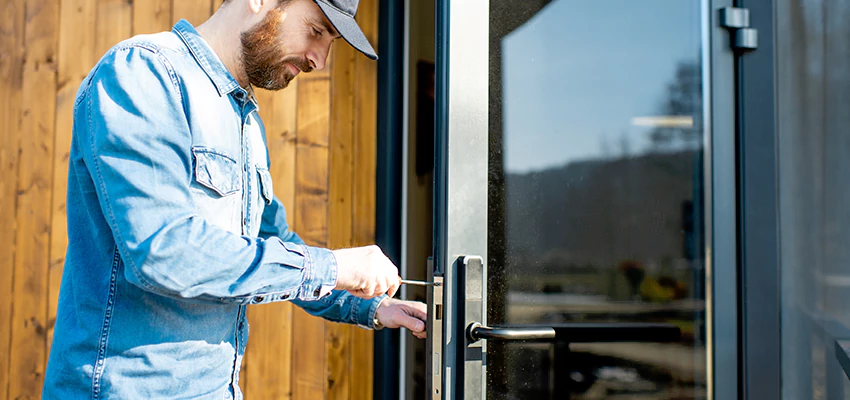 Frameless Glass Storefront Door Locks Replacement in Maplewood, NJ